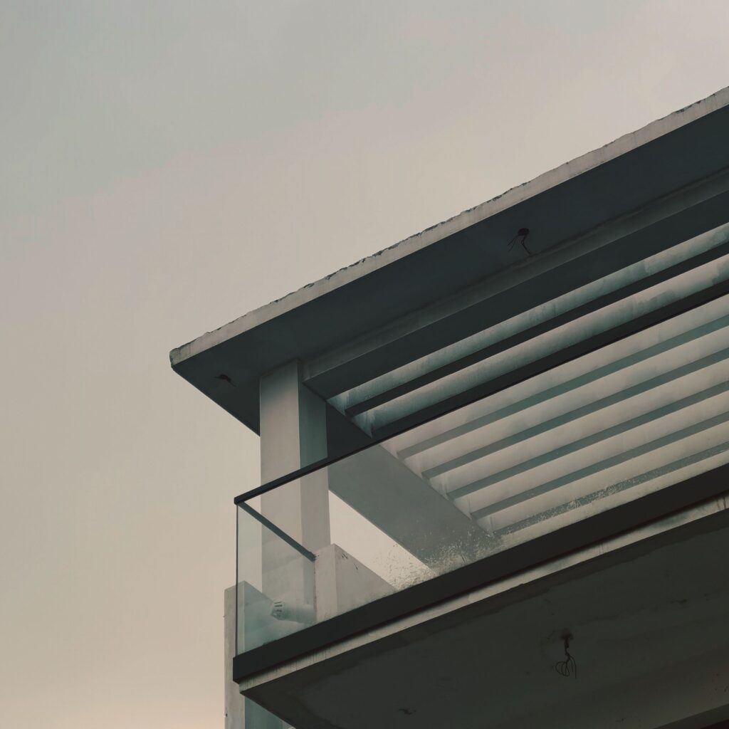 Bioklimatische Pergola: Die moderne Terrassen-Alternative 2026